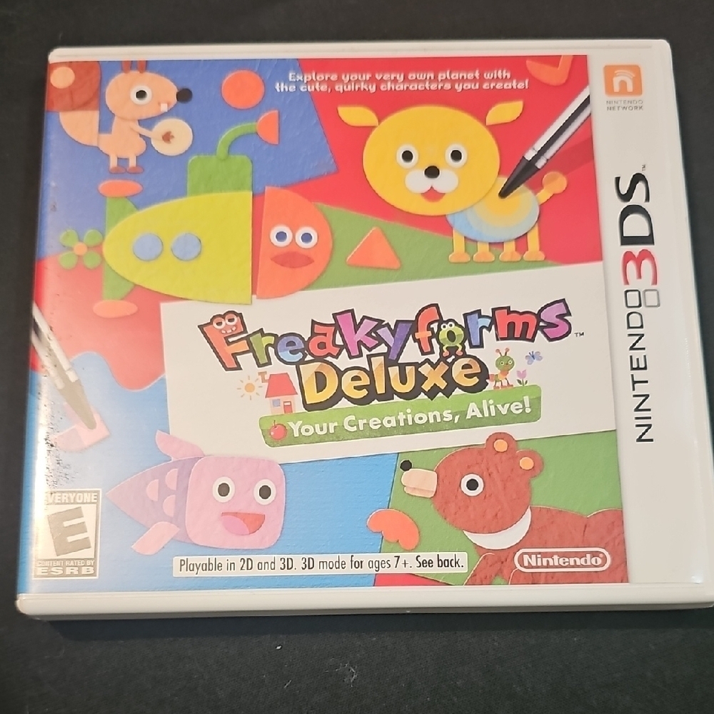 Nintendo 3DS Freakyforms Deluxe with Colorful Characters